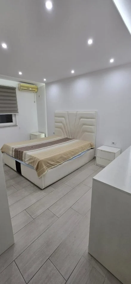 Tirane, shitet apartament 2+1 Kati 3, 85 m² 158.000 € (Rruga Kavajes)