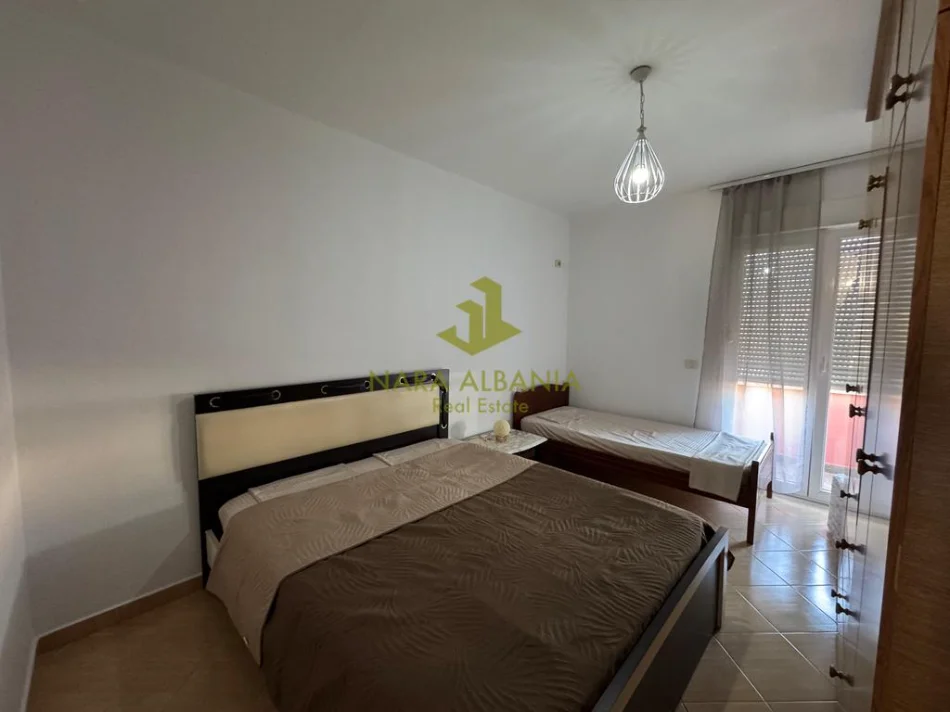 Tirane, jepet me qera apartament 3+1+Ballkon Kati 6, 100 m² 700 € (Ambasada Amerikane)