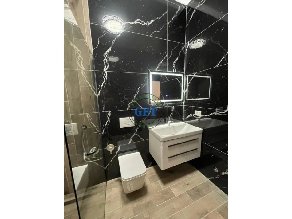 Durres, shitet apartament 3+1 Kati 1, 92 m² 120.000 € (Plazh, Durres)