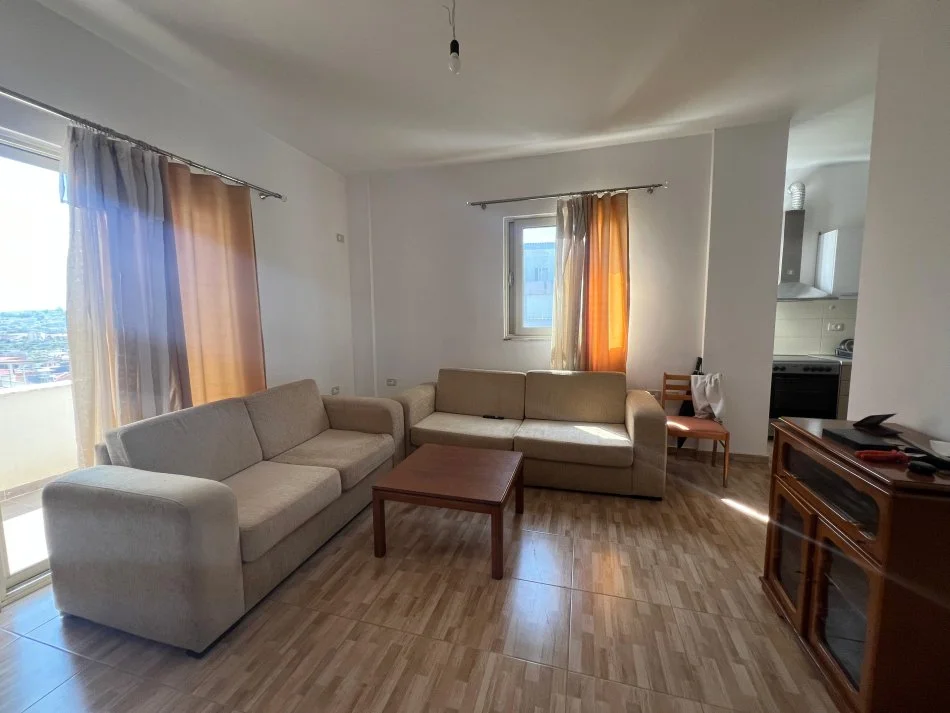 Tirane, jepet me qera apartament 2+1+Ballkon Kati 1, 112 m² 350 € (rruga kodra e priftit)
