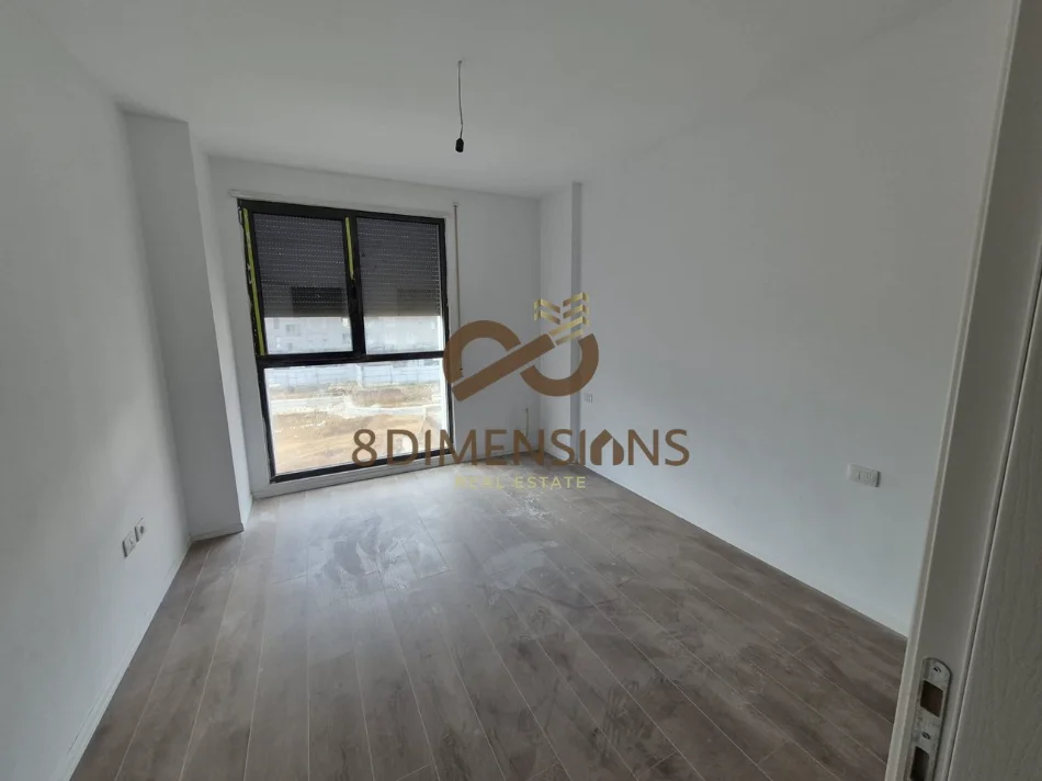 Tirane, shitet apartament 2+1+Ballkon Kati 3, 110 m² 218.900 € (varri bamit)