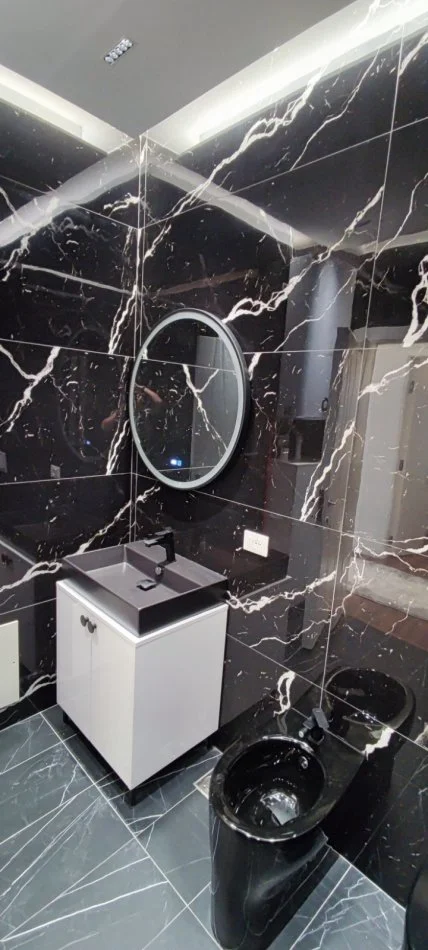 Tirane, jepet me qera apartament 2+1 Kati 3, 114 m² 900 € (Farmacia 10)