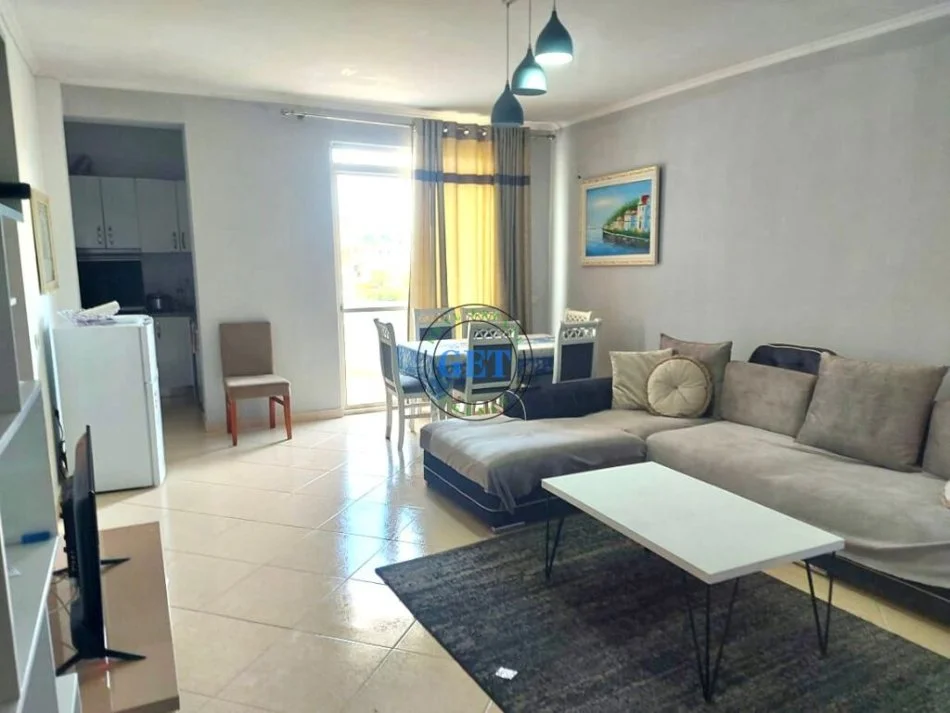 Durres, jepet me qera apartament 2+1 Kati 2, 120 m² 350 € (Rrota kuqe, Plazh, Durrës)