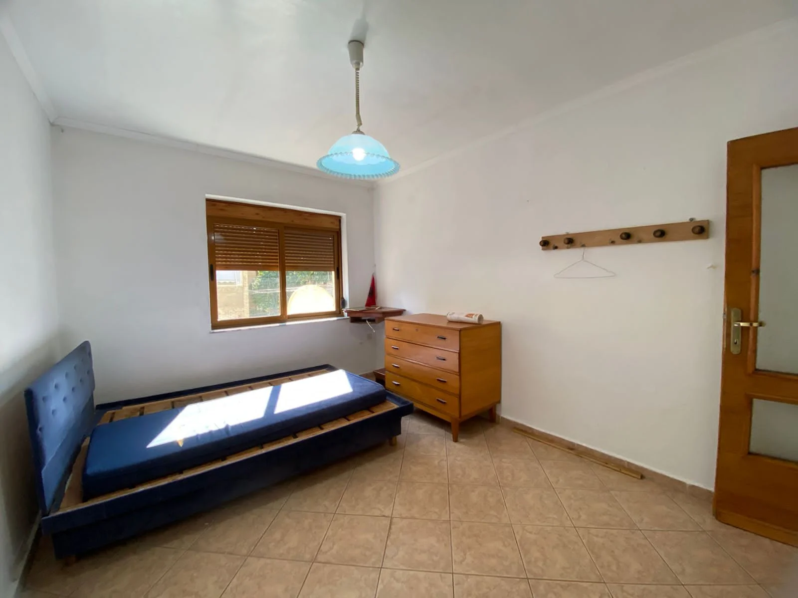 APARTAMENT 2+1 PER SHITJE RRUGA BARDHYL!!!!