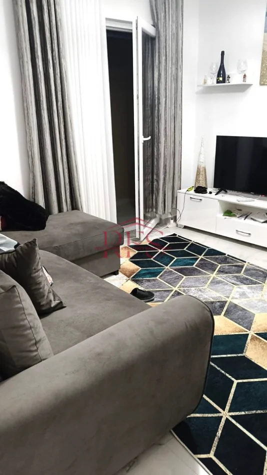 🌊✨ Super mundesi – Shitet apartament 1+1 vetëm 150m nga plazhi në Golem! ✨🏡