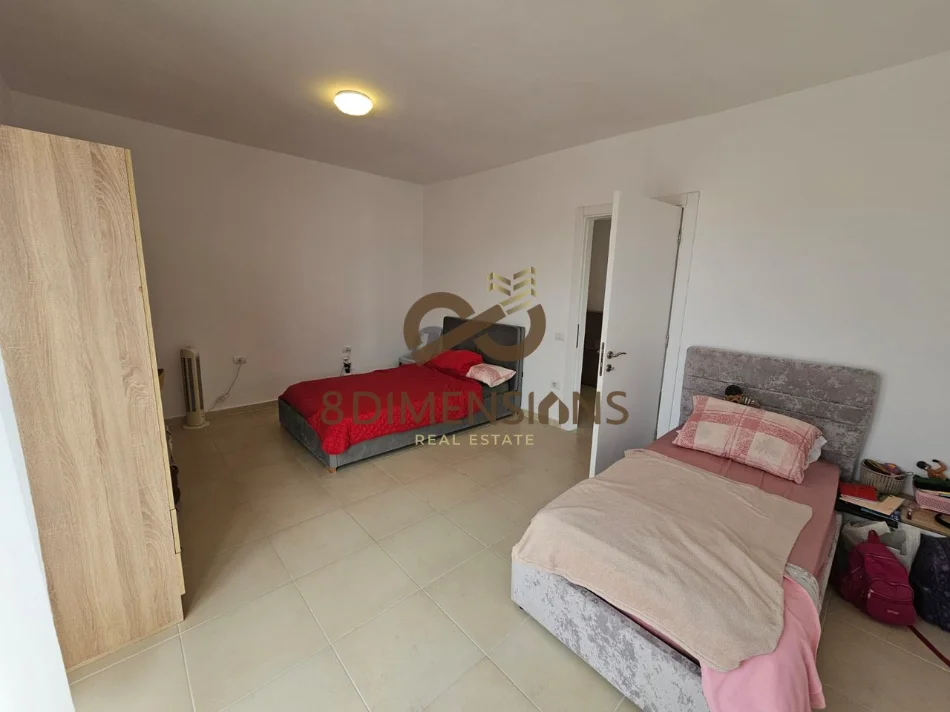 Tirane, shitet apartament 2+1+Ballkon Kati 6, 160 m² 235.000 € (kombinat)