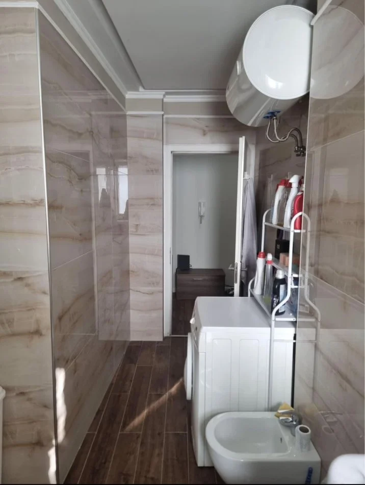 Tirane, jepet me qera apartament 2+1 Kati 6, 86 m2