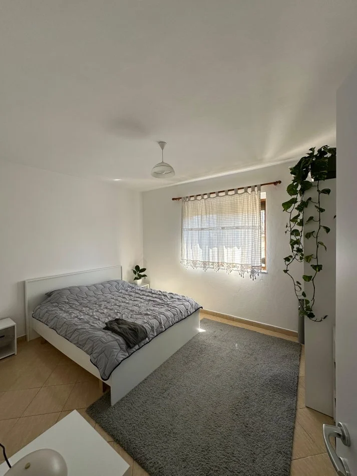 Tirane, jepet me qera apartament 1+1 Kati 3, 65 m² 480 € (21-Dhjetori)