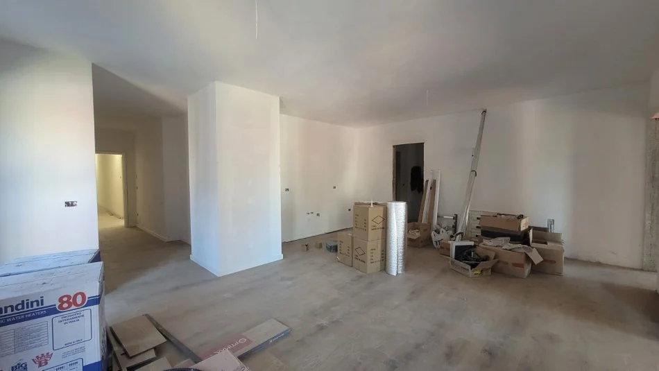 Tirane, shitet apartament 2+1+Ballkon , 117 m² 245.700 € (tek Rruga Qemal Stafa)