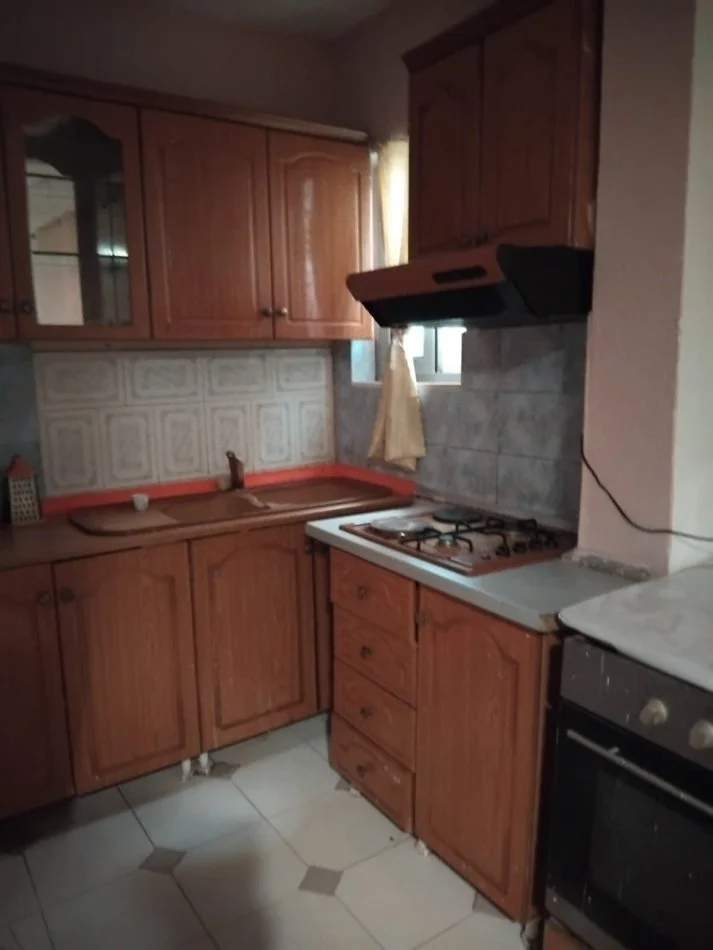 Apartament 1+1 (€300) Rruga Isuf Balta