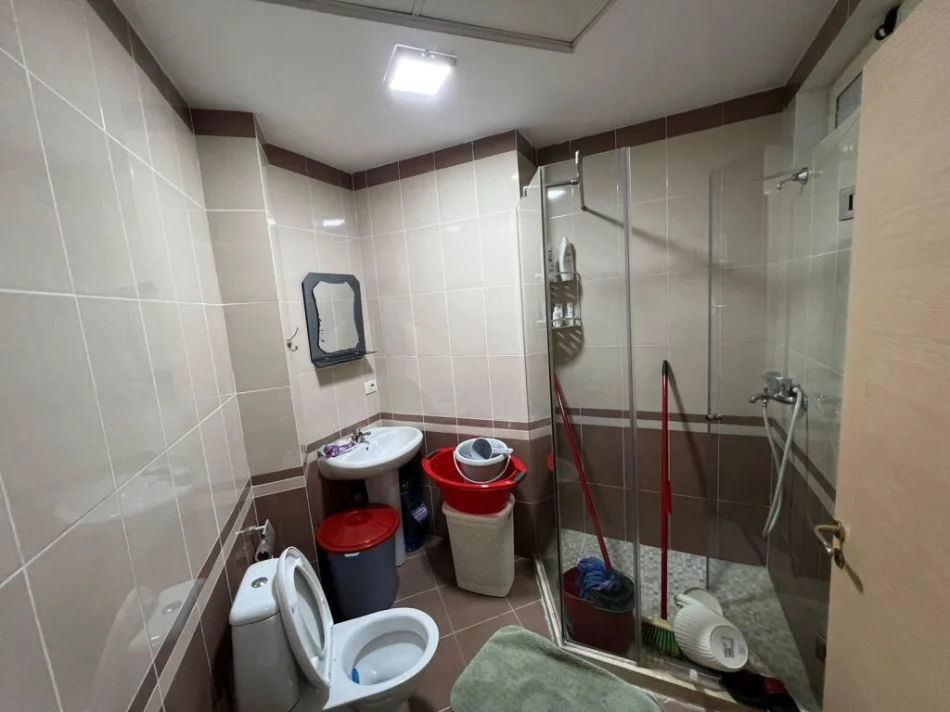 Durres, shitet apartament 2+1+Ballkon Kati 4, 95 m² 125.000 € (PLEPA PLAZH DUURRES)