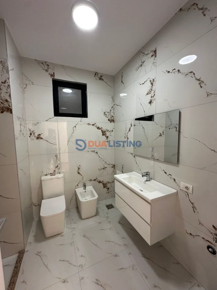 Tirane, shitet apartament 2+1 , 107 m² 273.000 € (Liqeni i Thate)