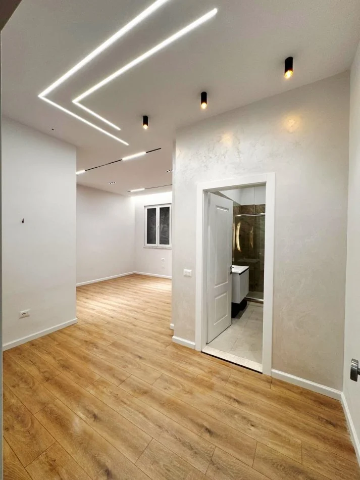 Tirane, shitet apartament 1+1 , 60 m² 100.000 € 