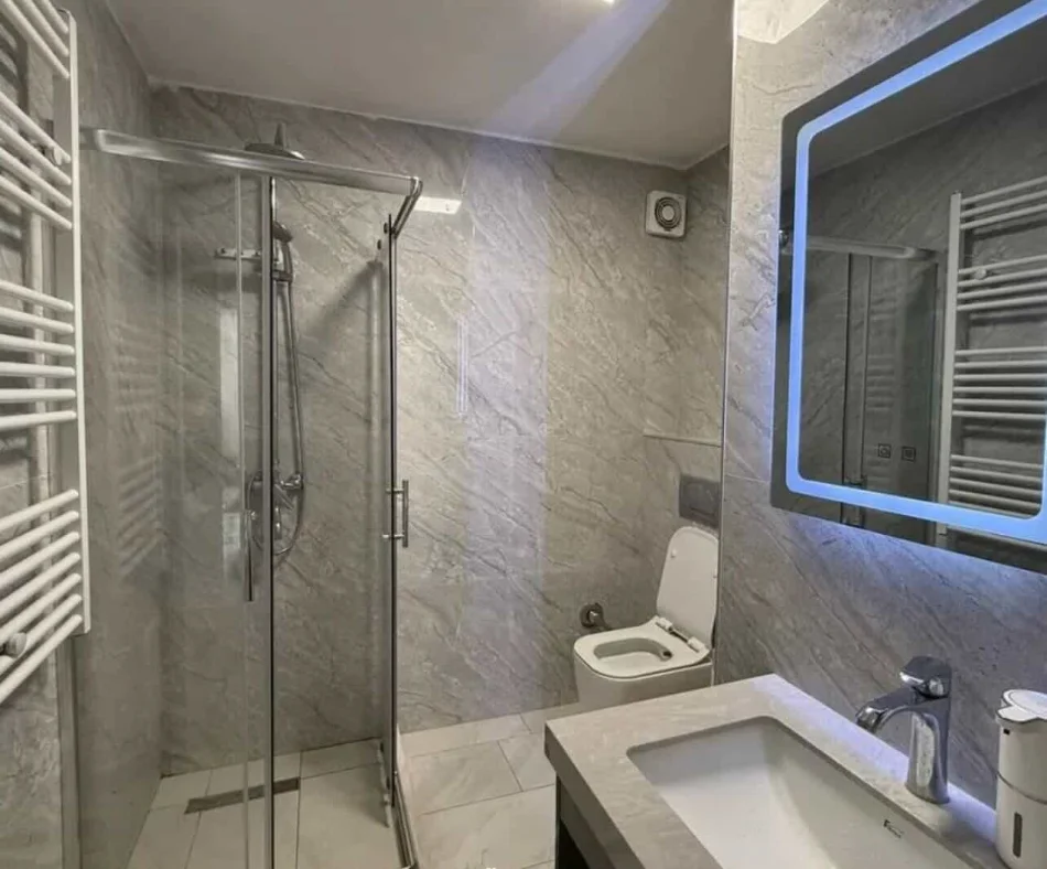 Durres, shitet apartament 2+1 Kati 7, 150.000 € 