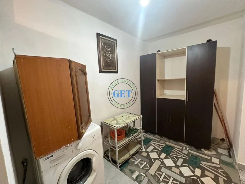 Durres, jepet me qera apartament 2+1 Kati 1, 300 € (Shkozet, Durrës)