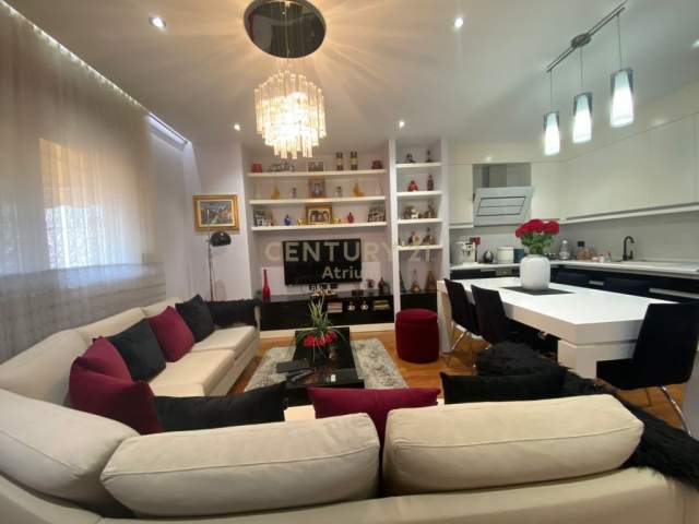 Tirane, shitet apartament 2+1 Kati 4, 105 m² 190.000 Euro (Rruga e Kosovareve)