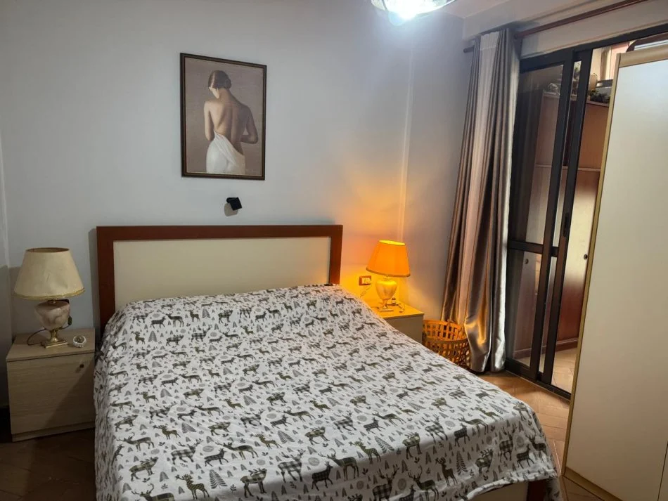 Tirane, jepet me qera apartament 1+1 Kati 7, 58 m² 500 € 