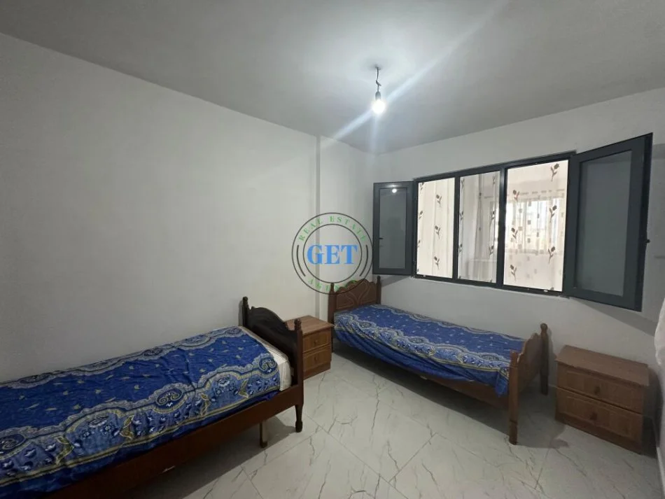 Durres, jepet me qera apartament 2+1 Kati 1, 300 € (Shkozet, Durrës)