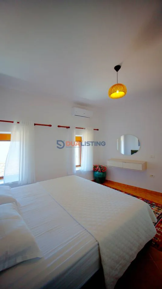 Vlore, shes shtepi Vile 2 Katshe Kati 0, 242 m² 430.000 € (Zoe Hora Dhërmi)