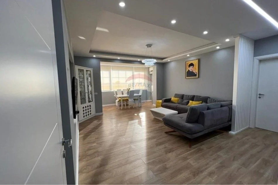 Tirane, shitet apartament 2+1 Kati 9, 118 m² 185.000 € (Rruga e Thesarit, Tiranë(ID: 530381003-234)