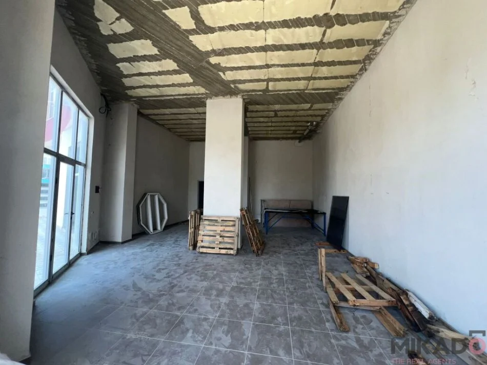 shitet , 78 m² 70.000 €