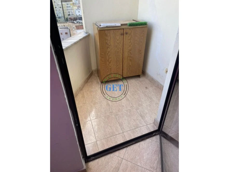 Durres, jepet me qera apartament 2+1 Kati 7, 90 m² 330 € (Muzeumi , Durres)