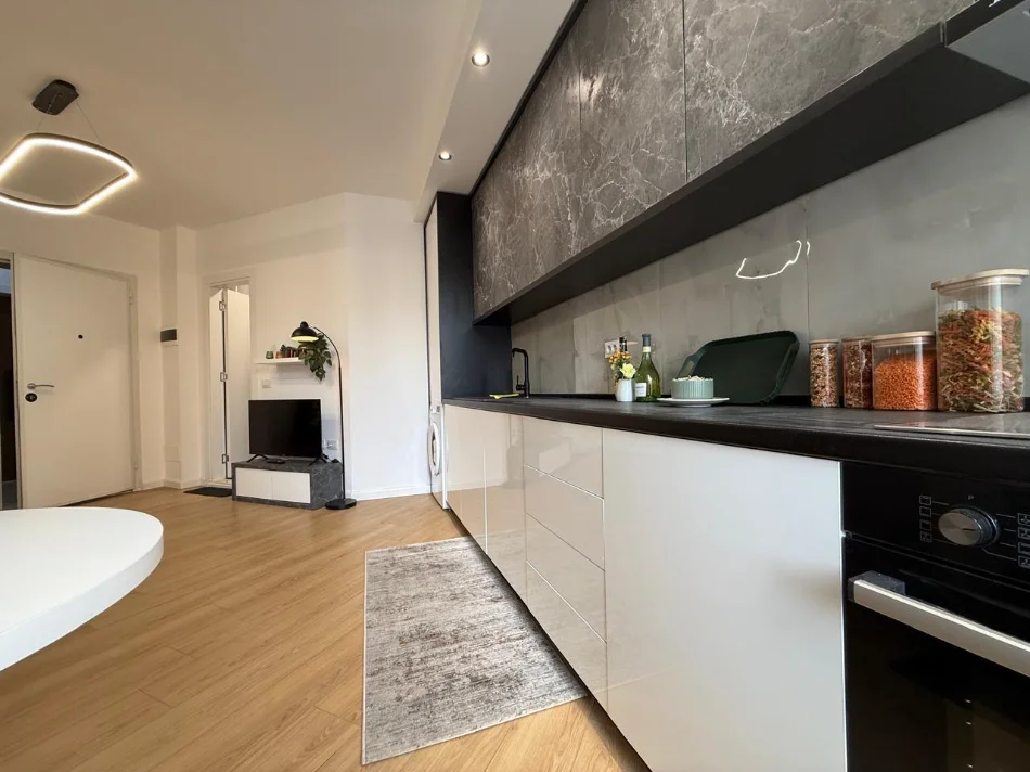 Tirane, shitet 1+1 , 36 m² 82.000 € 