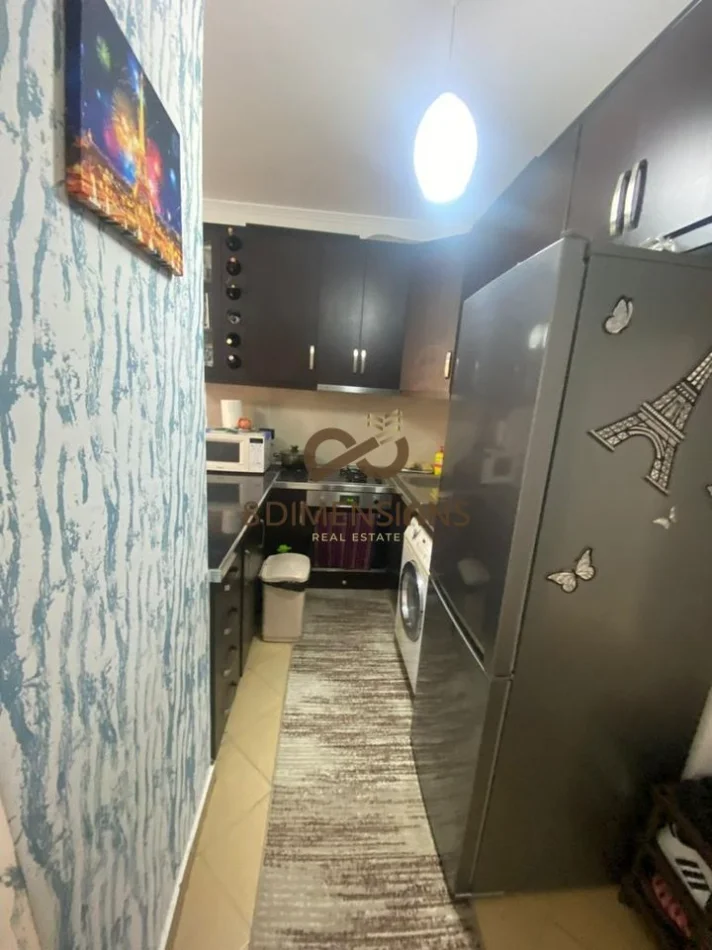 Tirane, shitet apartament 1+1+Ballkon Kati 6, 47 m² 71.100 € (fresk)