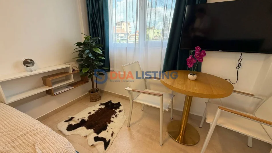 Tirane, jepet me qera garsonier Studio , 350 € (Selite)