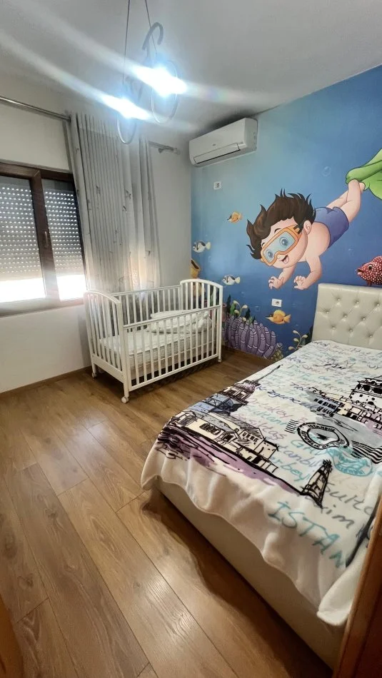 Tirane, jepet me qera apartament 2+1+Aneks+Ballkon Kati 6, 110 m² 600 € (Perballe me Delijorgjin)