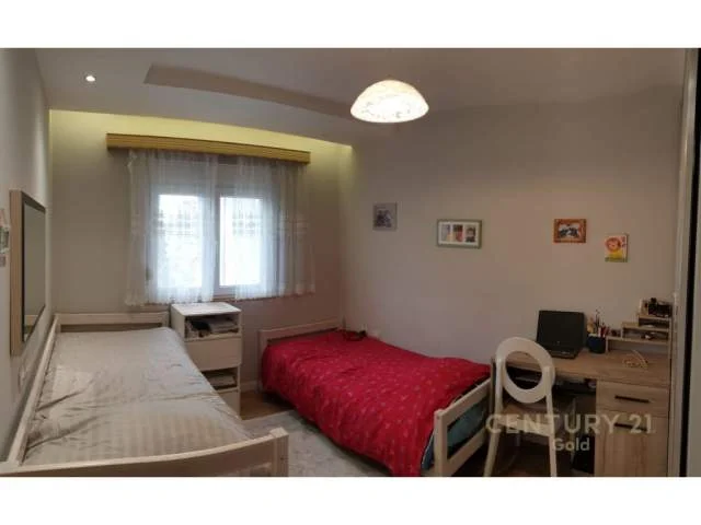 Tirane, shitet apartament 3+1+BLK Kati 5, 80 m² 150.000 Euro (rruga Budi)