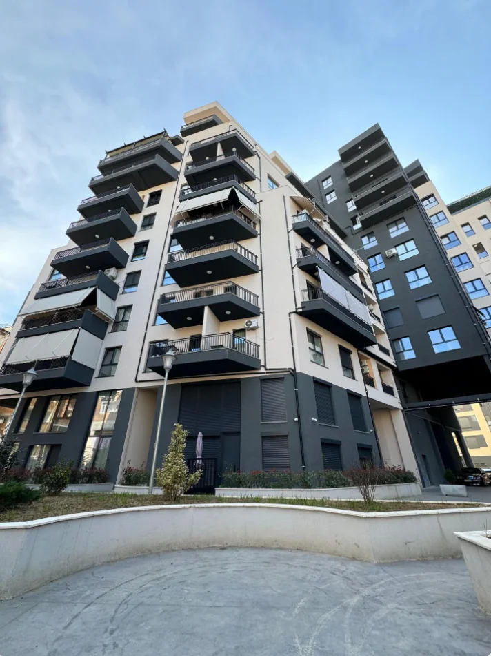 Tirane, shitet apartament 1+1 , 76 m² 199.000 € (Pazari i ri)