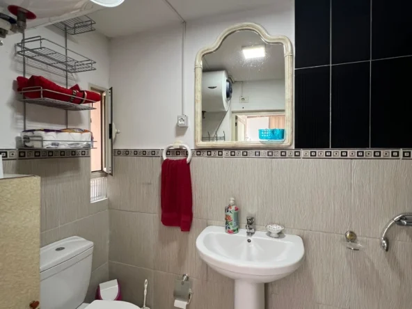 Tirane, jepet me qera 1+1 Kati 0, 40 m² 400 € (Vaso Pasha)