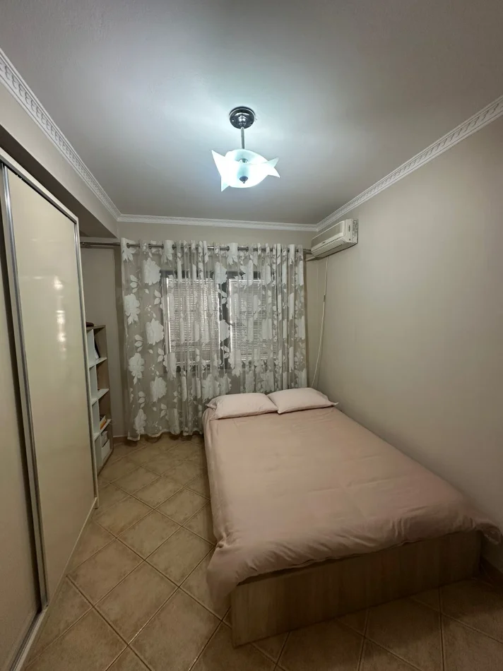 Tirane, shitet apartament 2+1+Ballkon Kati 5, 116 m² 235.000 € 