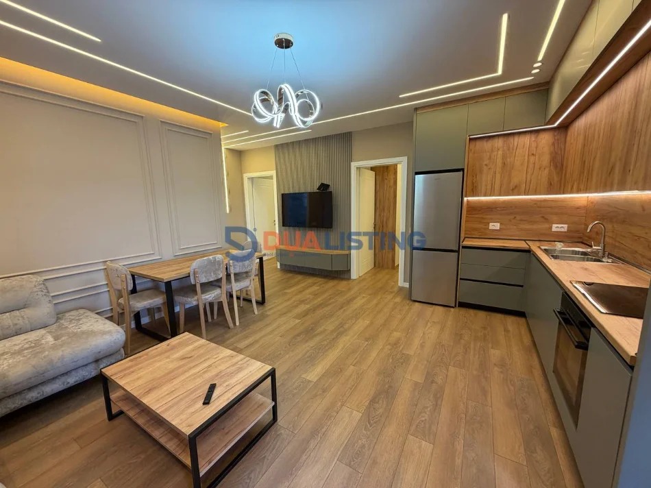 Tirane, jepet me qera Vile 2+1+Aneks+Ballkon Kati 2, 80 m² 550 € (Kodra e Priftit)