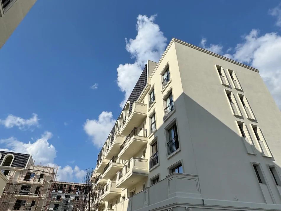 Tirane, shitet apartament 1+1 , 112 m² 112.000 € (Rezidenca Cielo)