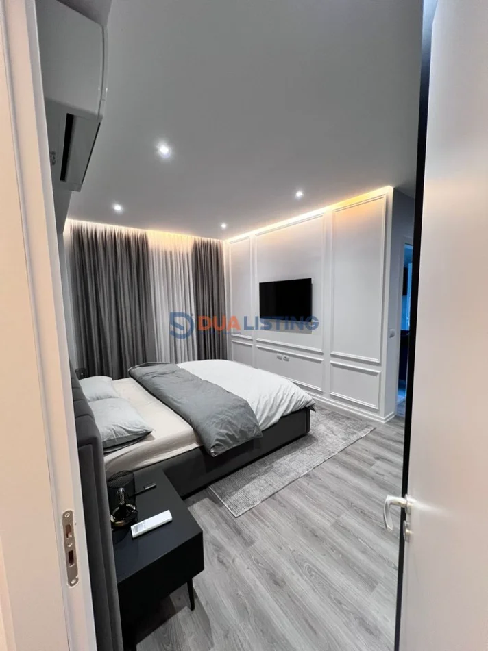 Tirane, jepet me qera apartament 3+1 , 1.400 € 