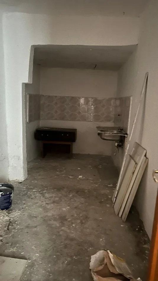 Durres, shitet shtepi 2+1 Kati 0, 100 m² 54.000 € (Ish Rajoni Policise)