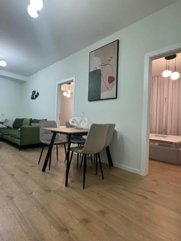 Tirane, shitet apartament 2+1 , 104 m² (Golden Tower)