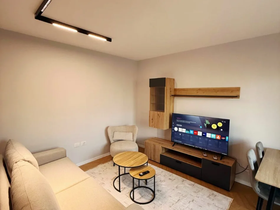 Tirane, shitet apartament 1+1 , 53 m² 143.000 € 