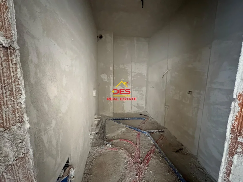 Vlore, shitet apartament 2+1+Ballkon Kati 3, 107 m² (Lungomare, Vlorë)