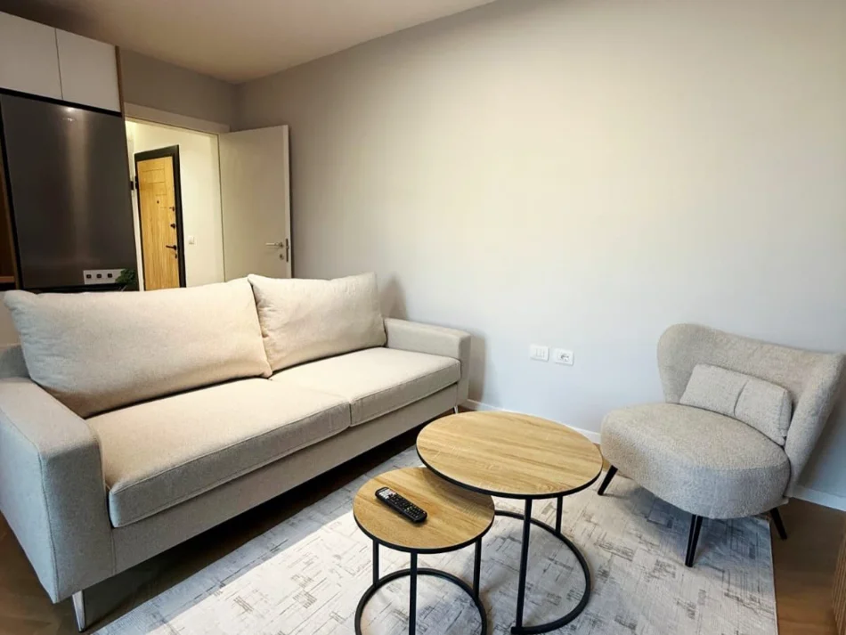 Tirane, shitet apartament 1+1 , 53 m² 143.000 € 