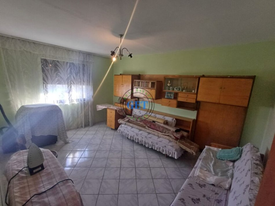 Durres, shitet apartament 2+1+Ballkon Kati 5, 83 m² 75.000 € (Prane Shkolles &quot;Qemal Mici&quot;, Durres)