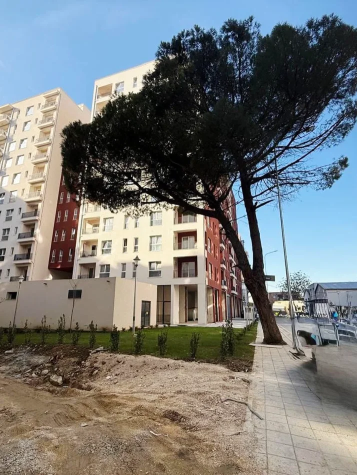 Tirane, shitet apartament 2+1 , 88 m² 149.500 € (Rezidenca Aura)