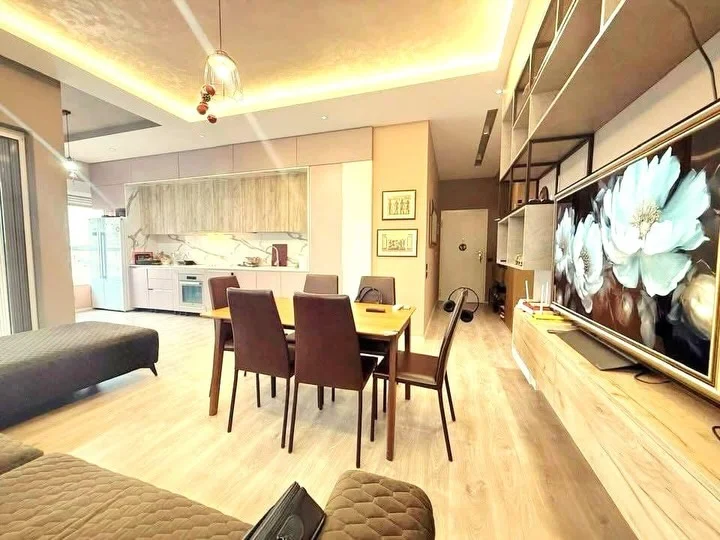 Tirane, shitet apartament 2+1 , 115 m² 185.000 € 