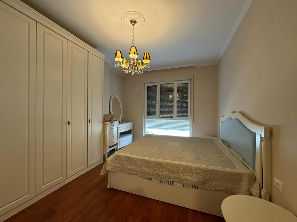 Tirane, shitet apartament 2+1 , 120 m² 249.000 € 