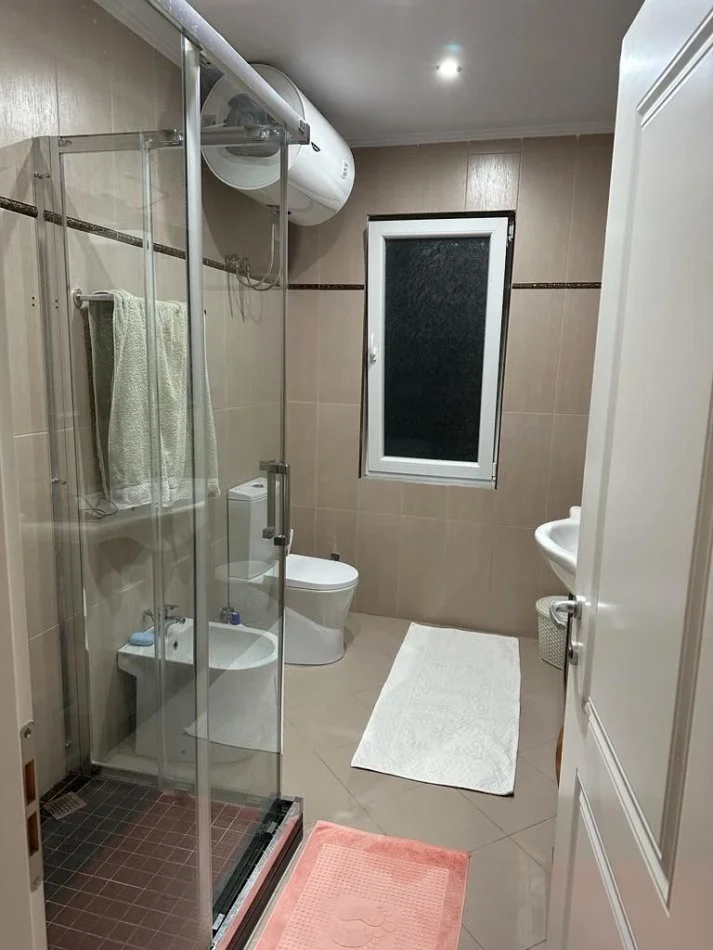 Tirane, shitet apartament 3+1+Aneks+Ballkon Kati 4, 192.000 € (Rruga e dibres)