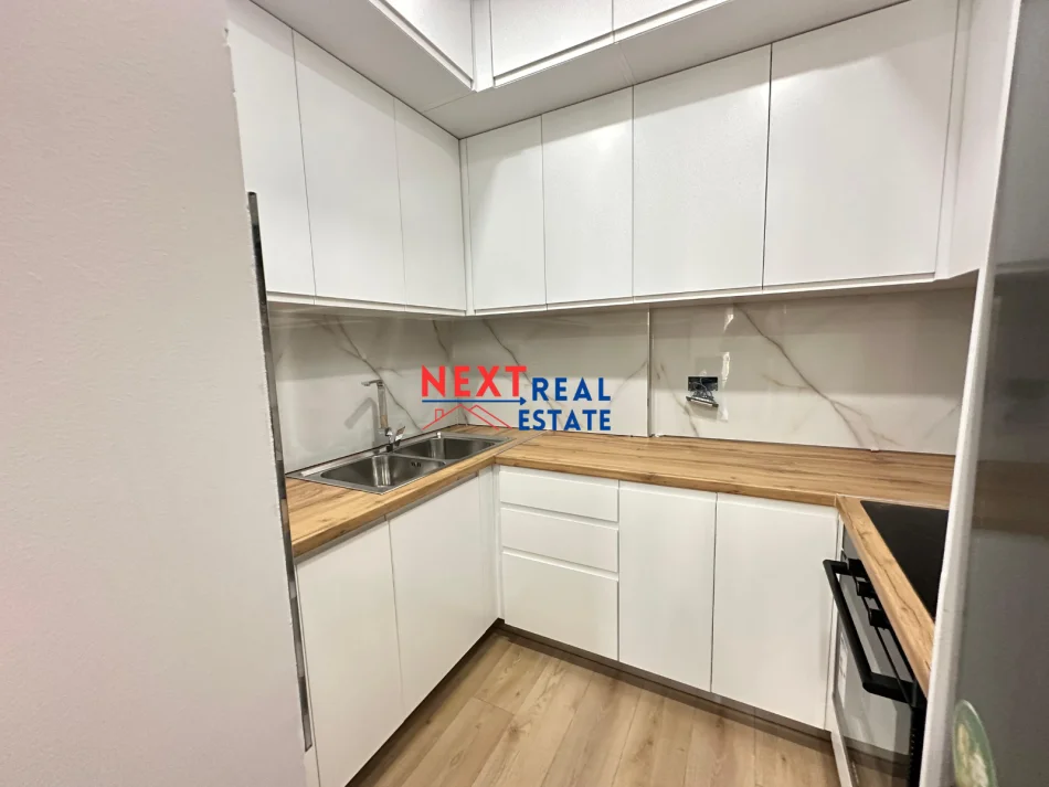 REZERVO PRONEN VETEM ME 500€! Vlore, shitet apartament 2+1+Ballkon, , 76 m² 190,000 € (Uje i Ftohte)