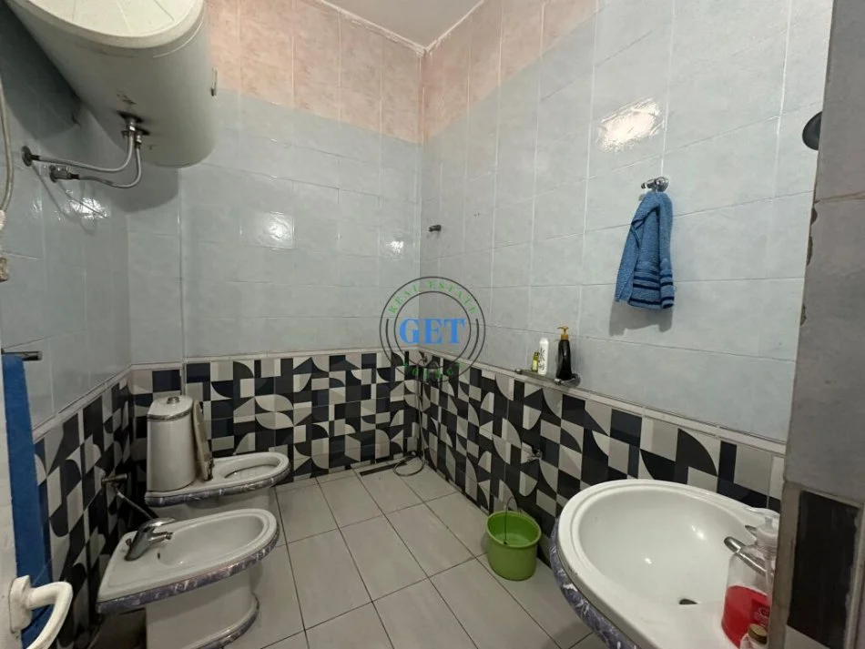 Durres, shitet 2+1+Ballkon Kati 6, 252 m² (Tregu i Vogel , Durres)