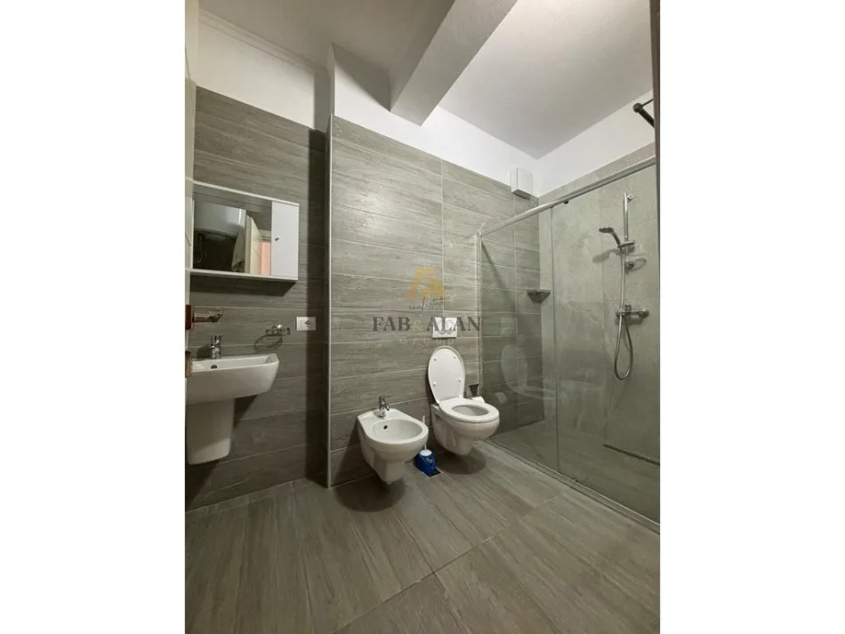 Gjiri Lalezit | Hamallaj, shitet apartament 2+1+2 Kati 2, 80 m² 200.000 € (PERLA RESORT, Gjiri i Lalzit)